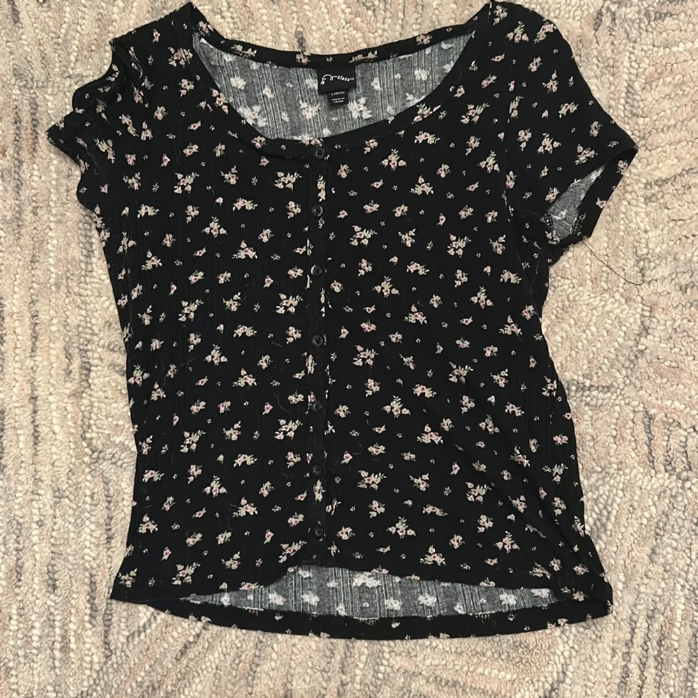 Pink and black flower tops